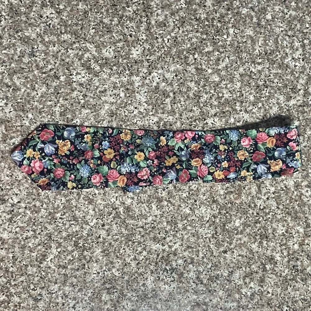 Wildflower Flower Pattern Tie 100% Cotton, Rainbow Colors - Picture 4 of 6